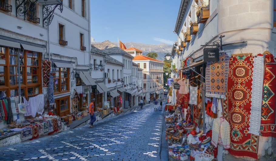 Die wichtigsten Sehenswürdigkeiten in Albanien, die du nicht verpassen solltest: