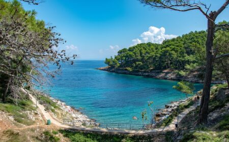 Warum sollte man mindestens einmal im Leben nach Kroatien zu reisen und dort Urlaub zu machen.