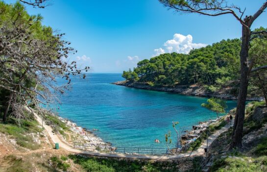 Warum sollte man mindestens einmal im Leben nach Kroatien zu reisen und dort Urlaub zu machen.