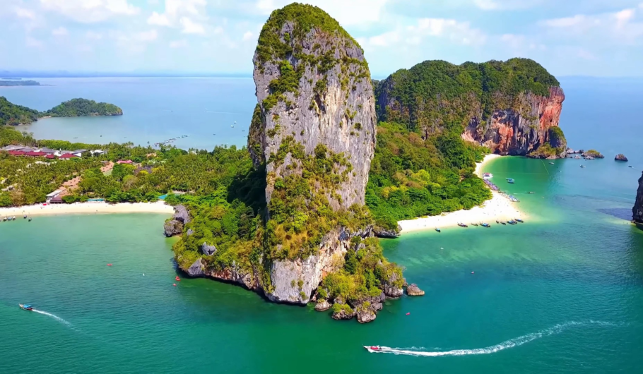 Ein Blick auf die natürliche Schönheit der Andamanen – eine Insel, die zeigt, wie unberührt tropische Landschaften noch sein können.